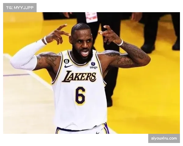 季后赛席位争夺进入关键阶段，东部活塞领跑西部雷霆稳居榜首